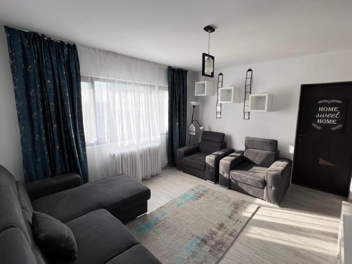 3 Rooms Apartment Palace View Iasi Exterior foto